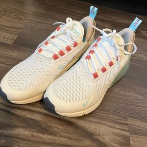 Nike Air Max 270 Women’s 9.5